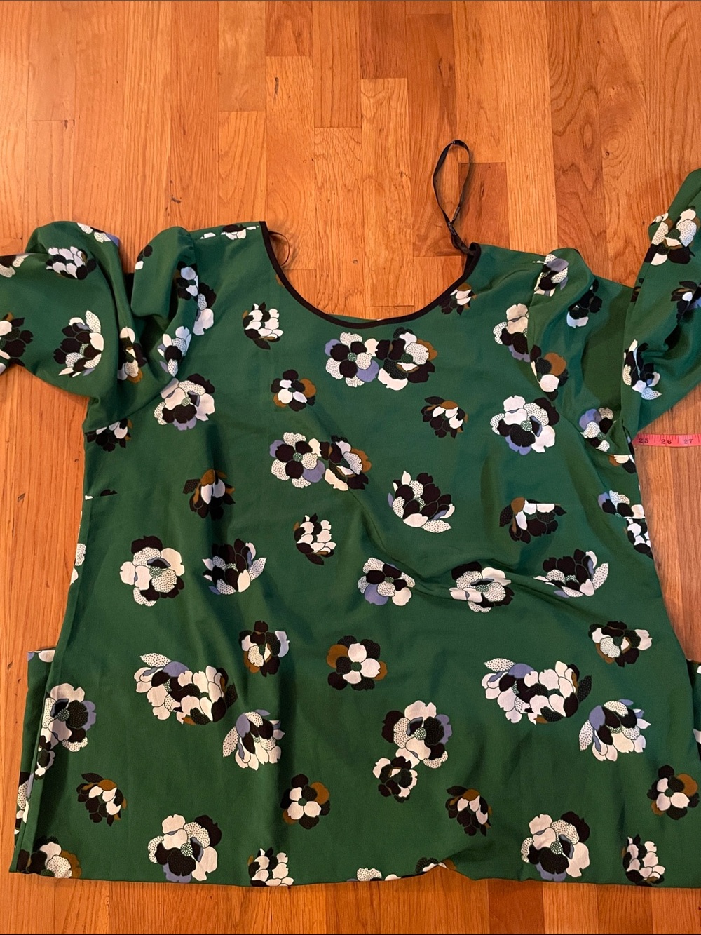 Eloquii Emerald Green Floral Blouse with Contrast Blooms - Picture 4 of 5